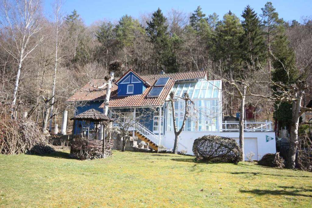 Thumbnail-...dort wo man zur Lage noch Paradies sagen kann und man auch Füchse und Rehe am Waldrand sieht