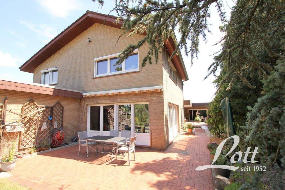 Thumbnail-+++ Großzügiges Wohnhaus mit Garage in naturnaher Lage in Klostermoor Rhauderfehn! +++