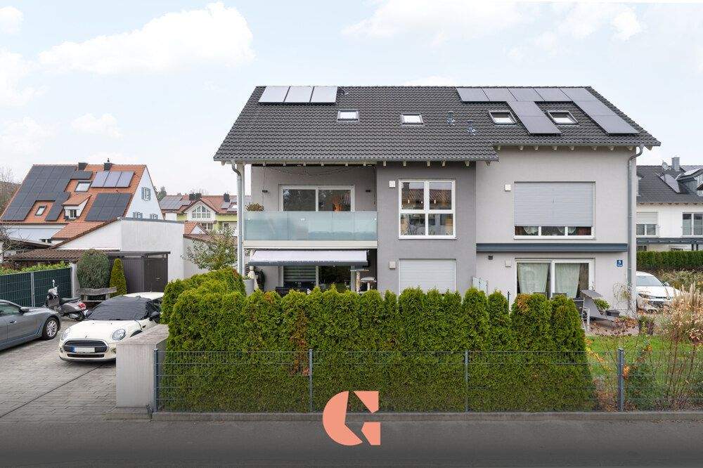 Thumbnail-Moderne Doppelhaushälfte mit zwei Wohneinheiten