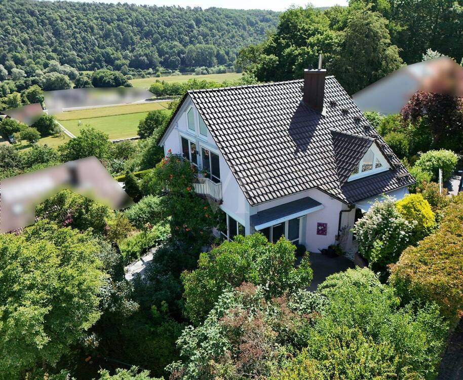 Thumbnail-Einfamilienhaus mit Einliegerwohnung, schönem Garten und Mainblick...
