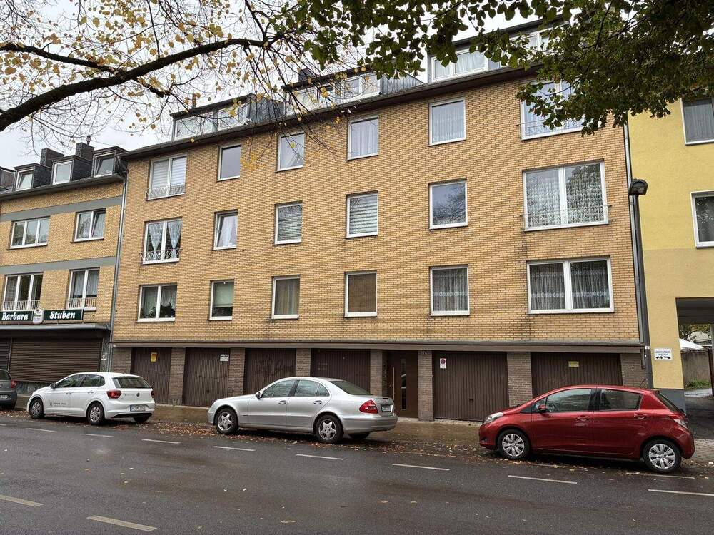 Thumbnail-Attraktives Mehrfamilienhaus mit 100 % Vermietungsstand und Entwicklungspotenzial