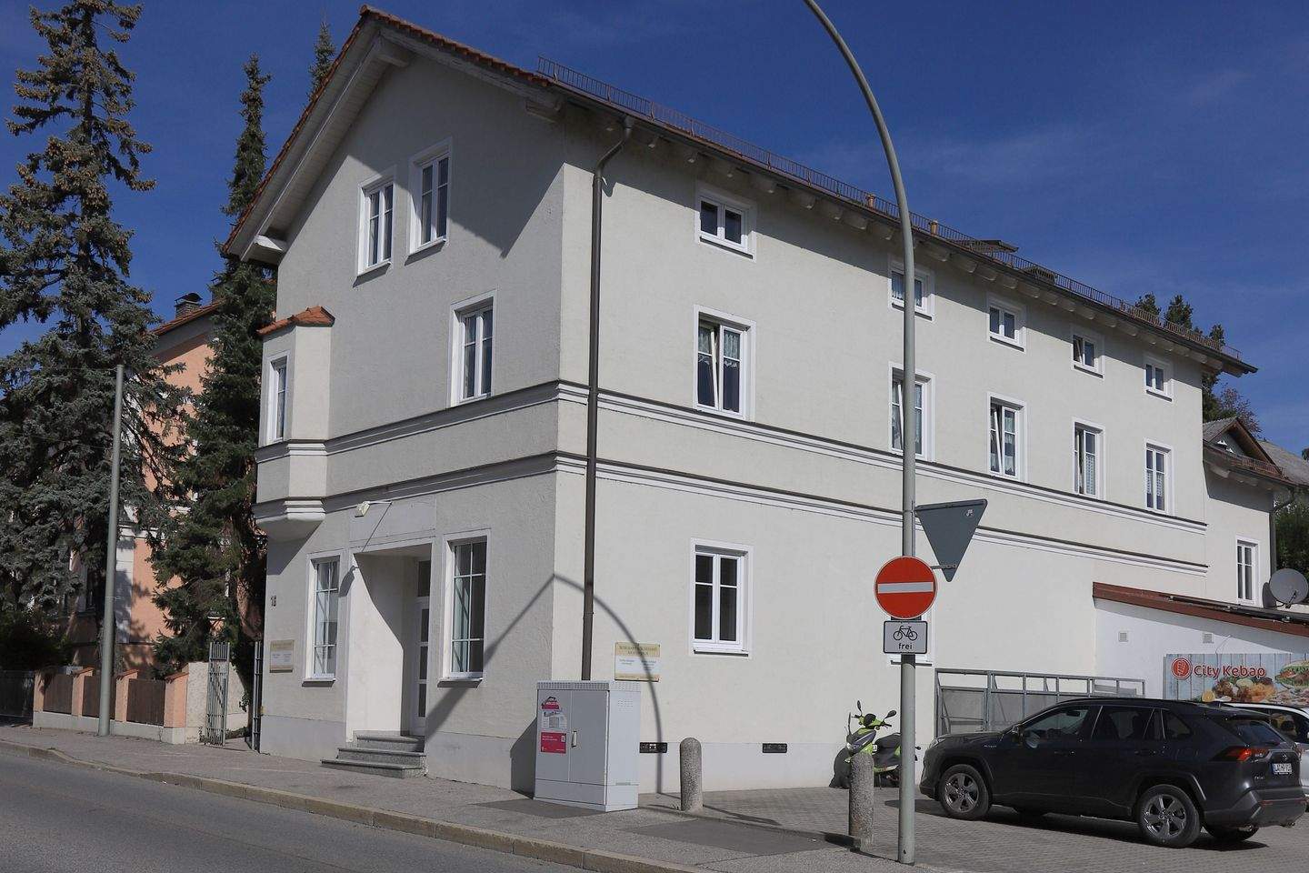 Thumbnail-3 Zimmerwohnung zur gewerblichen oder privaten Nutzung.