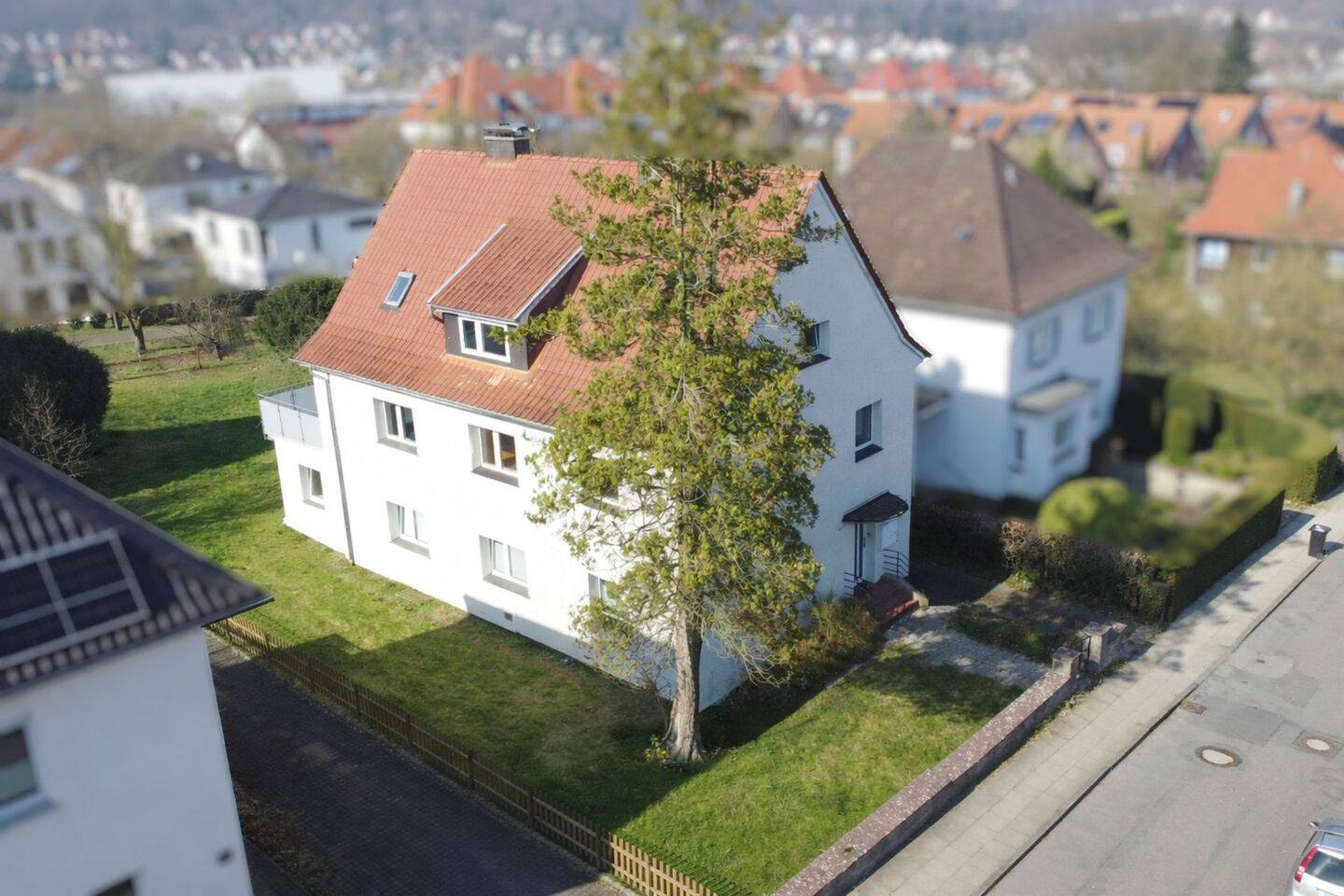 Thumbnail-Wohnen in Bestlage: charmantes & vielseitiges Dreifamilienhaus