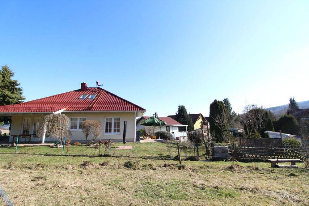 Thumbnail-Tolles Einfamilienhaus mit Wohnbungalow auf großem Grundstück in herrlicher Lage