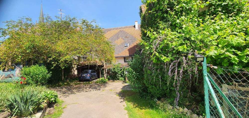 Thumbnail-Doppelhaushälfte mit viel Potential und idyllischem Garten - vielseitige Parkmöglichkeiten