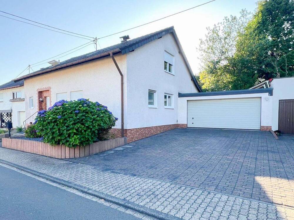 Thumbnail-Attraktives, gepflegtes Wohnhaus in ruhiger Lage nahe Anhausen - Einziehen und Wohlfühlen!