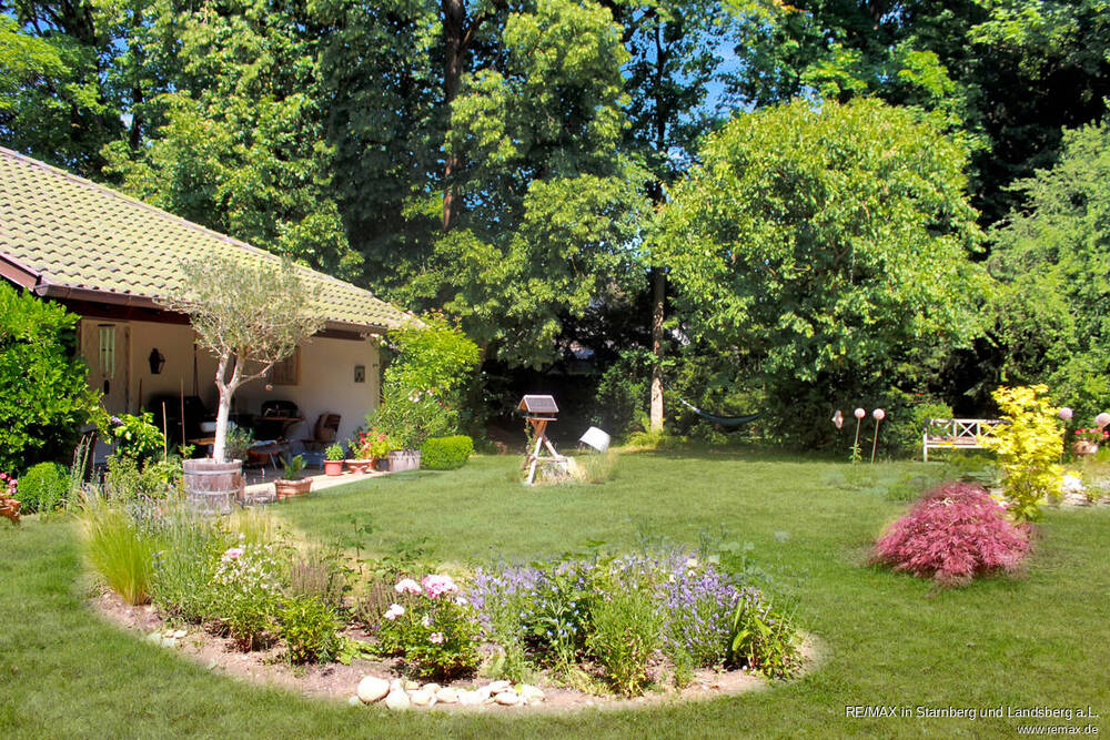 Thumbnail-Familienhaus mit ca. 1.000 m² Garten auf gewachsenem Grundstück