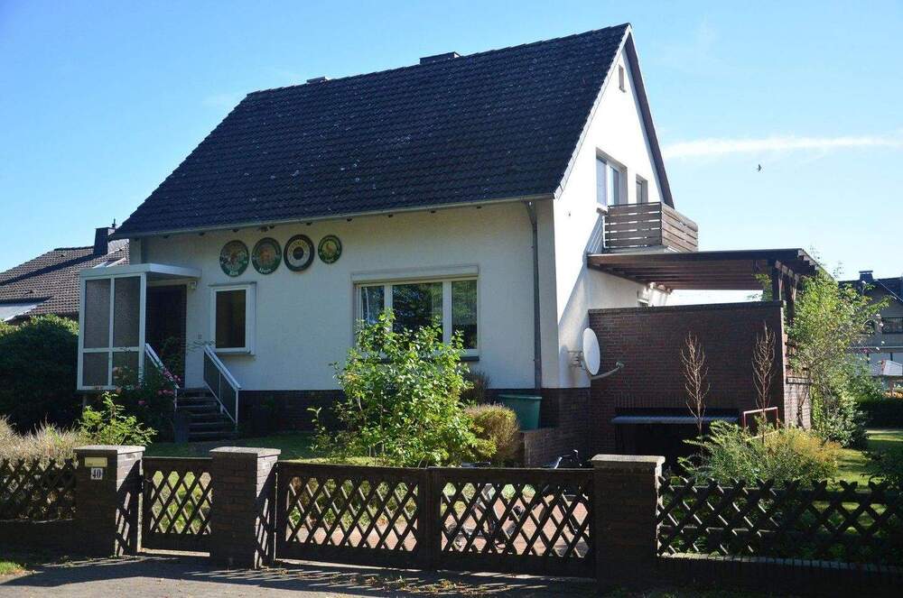 Thumbnail-Idyllisch gelegenes, freistehendes EFH für Familie, Natur, Sport.