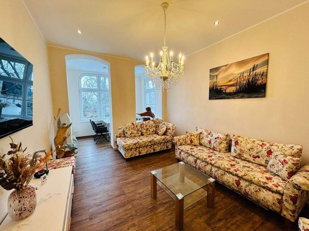 Thumbnail-Topsanierte und hochwertige Eigentums-Ferienwohnung mit Wintergarten in strandnaher und zentraler Lage im schönen Seebad Bansin