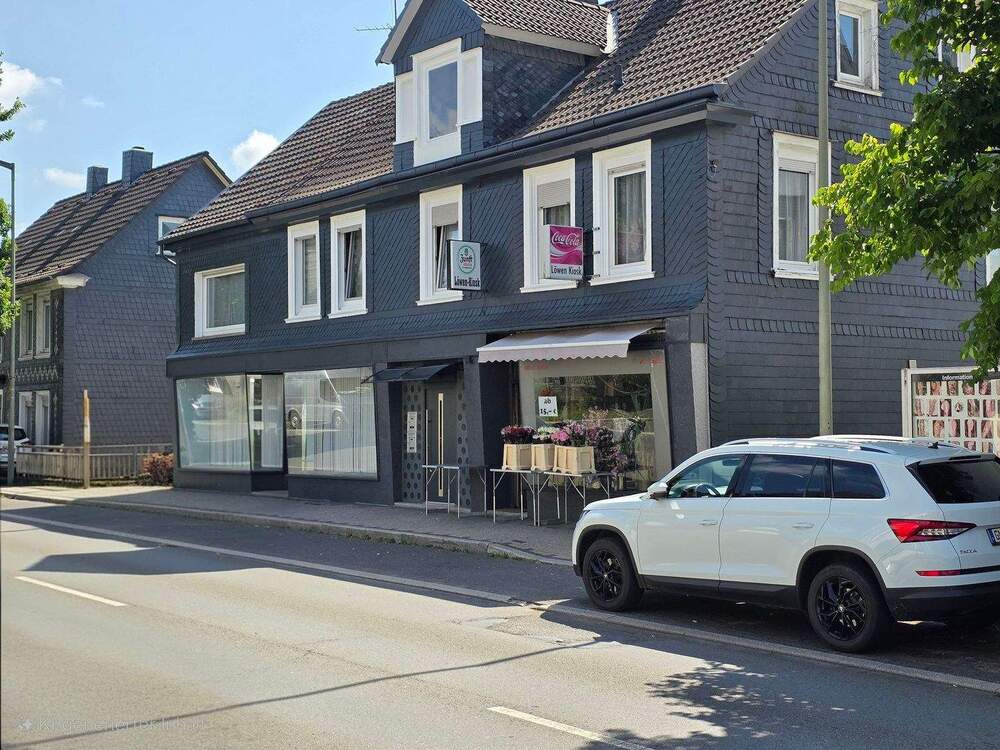 Thumbnail-Gummersbach Derschlag: 2 Doppelhaushälften als Wohn- & Geschäftshaus