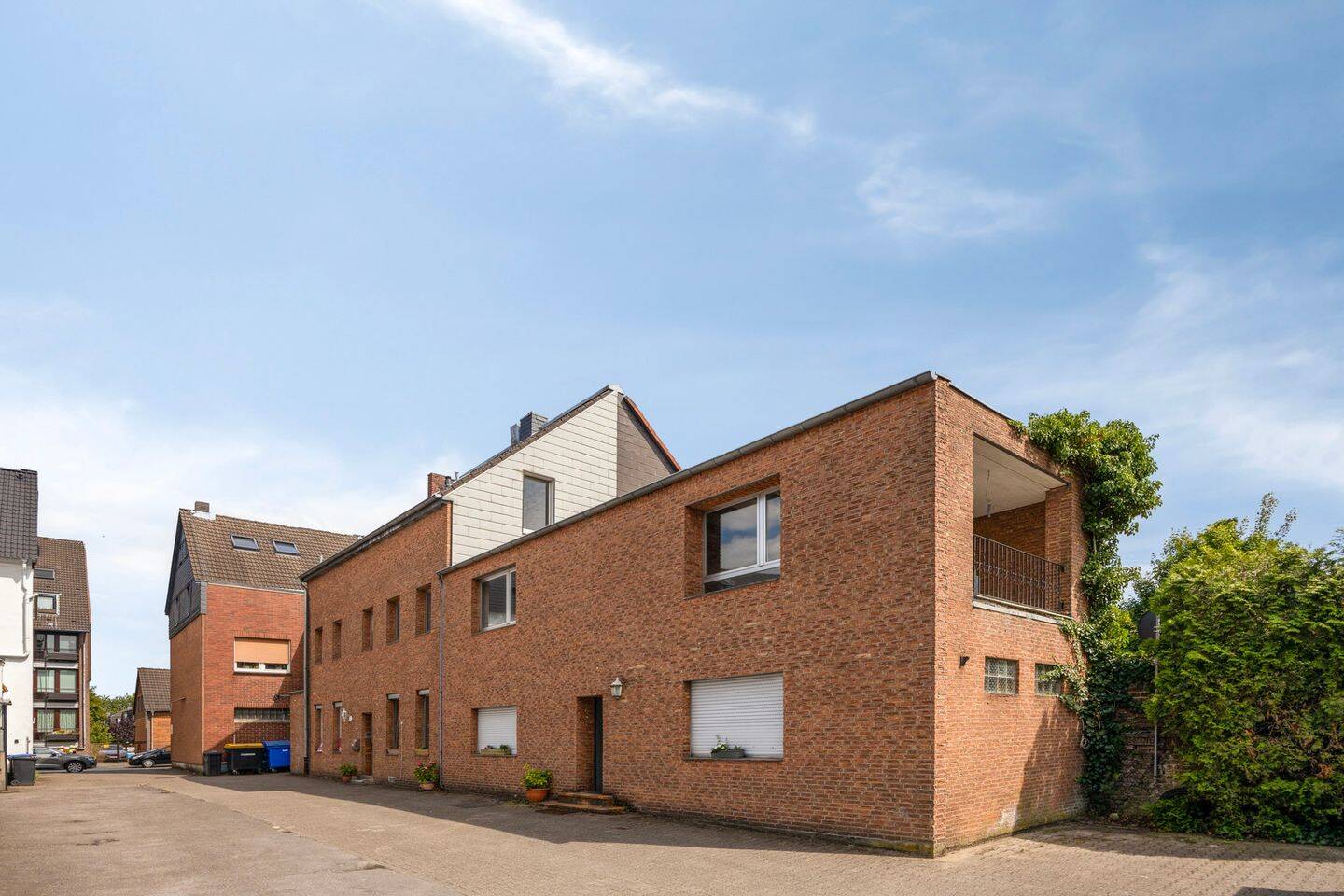 Thumbnail-Attraktives Wohn- und Geschäftshaus in zentraler Lage mit vielseitigen Nutzungsmöglichkeiten