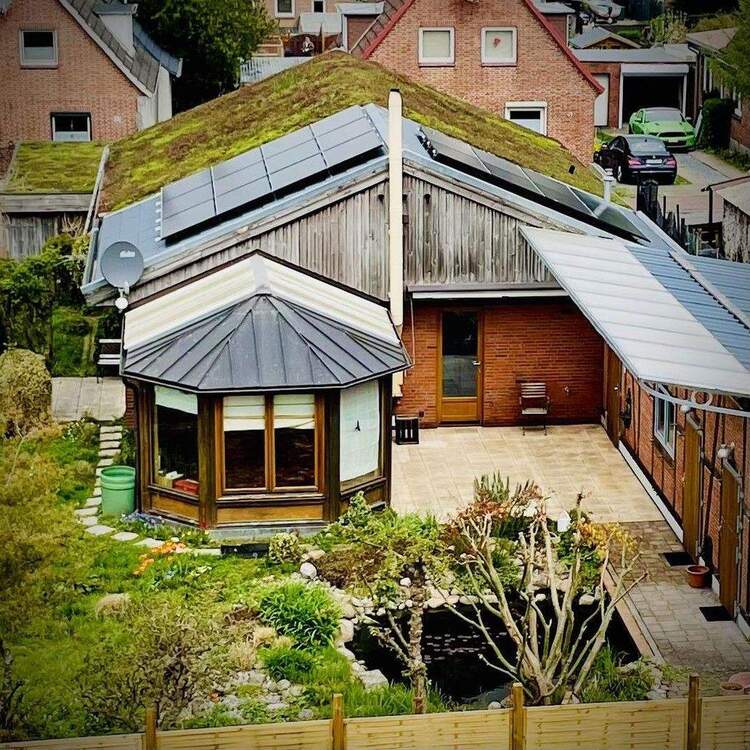 Thumbnail-Nachhaltiger Bungalow mit Wintergarten, Garage und Garten