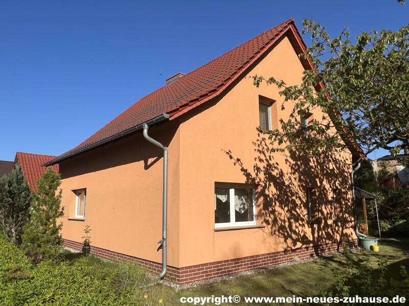 Bild 1 Wohnhaus Ansicht 1