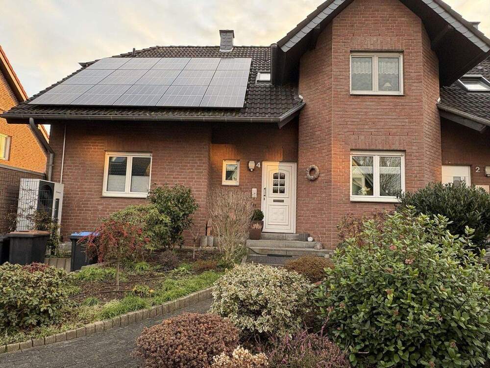 Thumbnail-Unabhängig von Öl und Gas. Gepflegte Zweifamilienhaus-DHH in ruhiger und zentraler Lage von Alpen