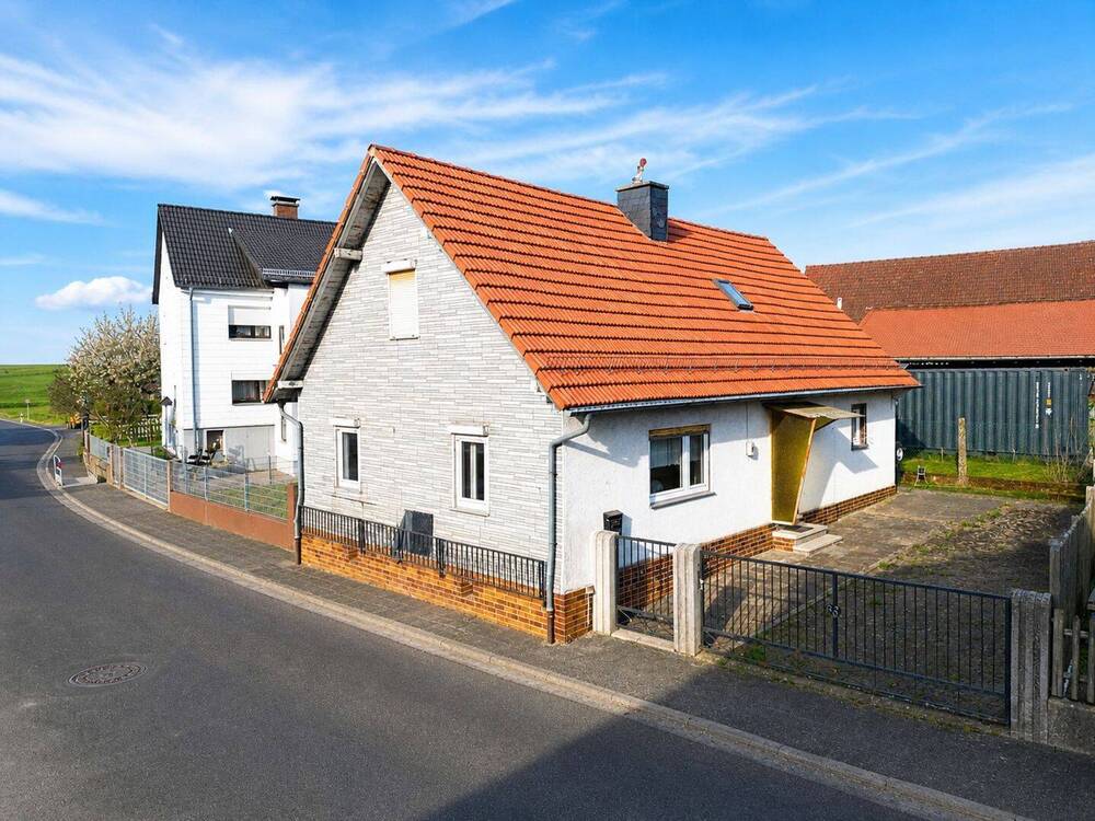 Thumbnail-Seltene Kombination: Wohnhaus plus Freizeitgrundstück in Weihernähe in Wächstersbach Wittgenborn