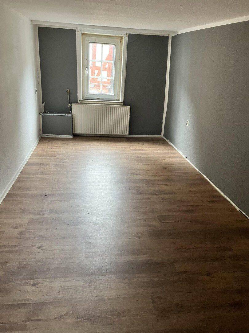 Thumbnail-Gemütliche 2-Zimmer-Wohnung in historischem Fachwerkhaus in Bad Wildungen zu vermieten