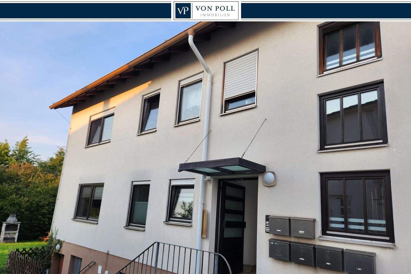 Thumbnail-Gepflegtes 6-Parteienhaus in Euerbach mit 6 Garagen und Gartenfläche