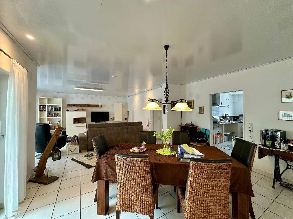 Thumbnail-+++Wohnglück am Puls der Natur in Niederwürzbach- Modernes Einfamilienhaus mit Loggia & Sonnenterrassen+++