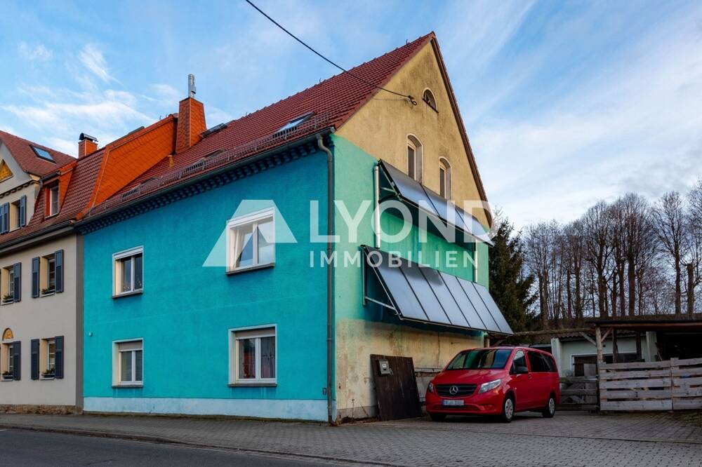 Thumbnail-Großzügiges Wohnhaus mit Anbau, Garten, Pool und Bachlauf auf ca. 1.330 m² Grundstück