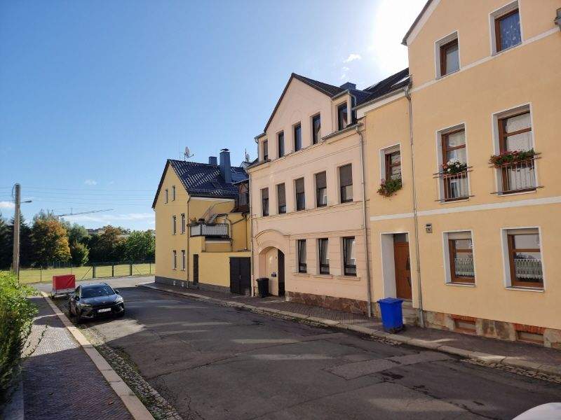 Thumbnail-Solides Zwei- bis Dreifamilienwohnhaus in der Nordstadt