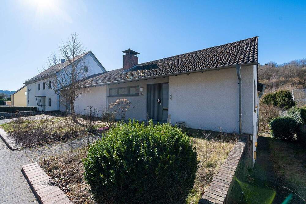 Thumbnail-Freistehendes Einfamilienhaus in Gerolstein - 4 Schlafzimmer - 2 Badezimmer - großer Garten