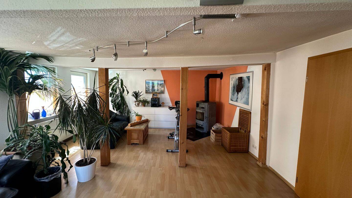 555 Wohnung 1 Wohnzimmer