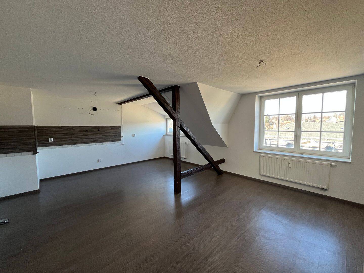 Thumbnail-Sanierte 3-Zimmer-Maisonette-Wohnung mit Loggia
