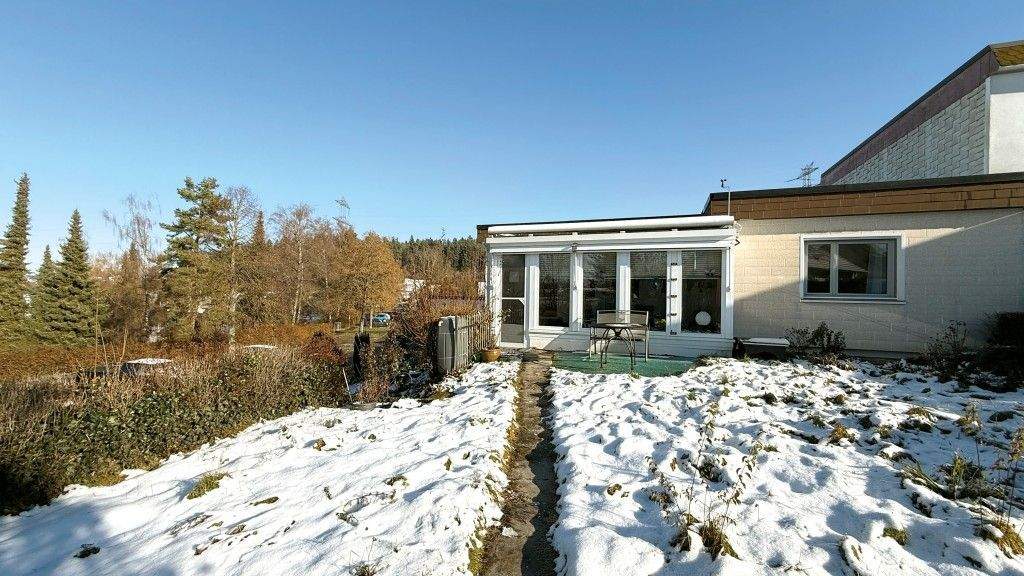 Thumbnail-Attraktiver Bungalow auf herrlichem Grundstück in Top-Zustand