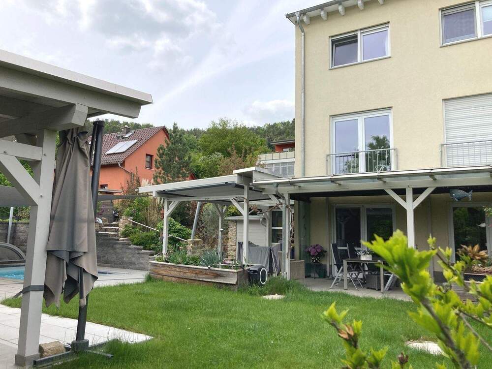 Thumbnail-NEUER PREIS! Großes Haus mit Garten, Pool und Kamin im Norden von Jena zu verkaufen - 145.000 € seit Kauf an Zusatzinvestitionen verbaut