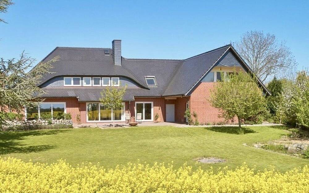 Thumbnail-Großzügiges Landhaus am Feldrand - naturnah wohnen vor den Toren Hamburgs (Energieklasse A)
