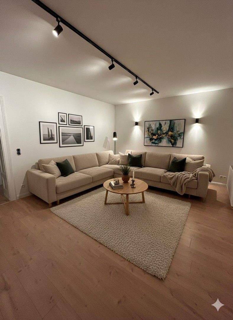 Thumbnail-Altbau-Wohnung : 3-Zimmer Wohnung inkl. Balkon | Kernsanierung 2025