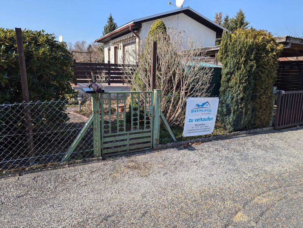Eingang Grundstück