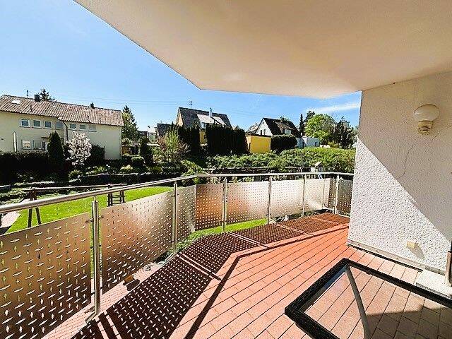 Thumbnail-Helle Wohnung mit großem Balkon