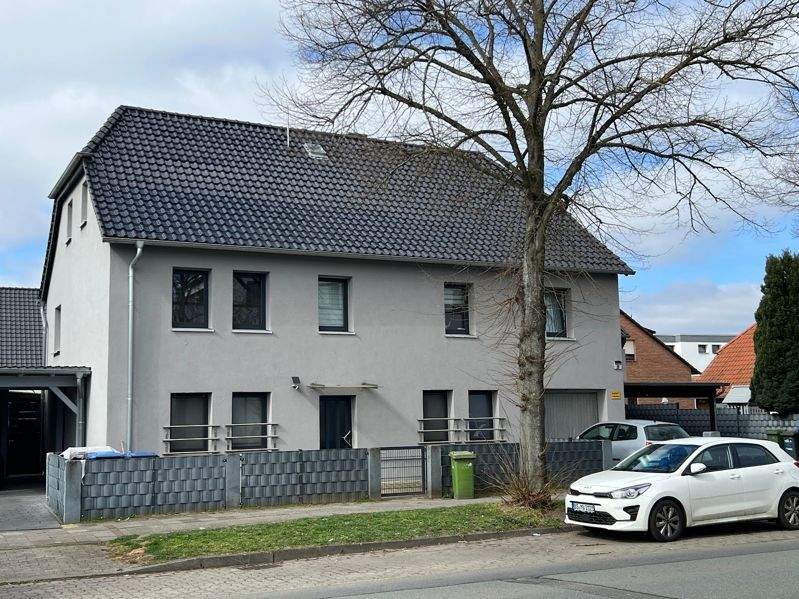 Thumbnail-Zweifamilienhaus mit Büro oder Einliegerwohnung in Braunschweig-Wenden