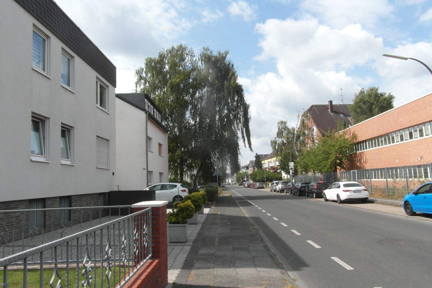 Dreiparteienhaus.JPG