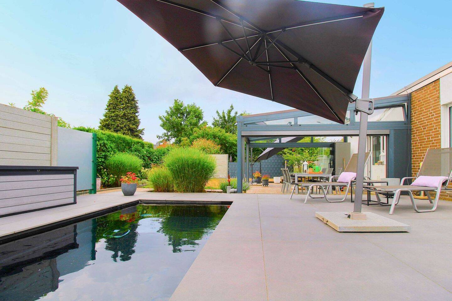 Thumbnail-Bungalow mit Garten und Pool - inkl. Gewerbe-Nebengebäude in ruhiger Lage in Wassenberg-Myhl