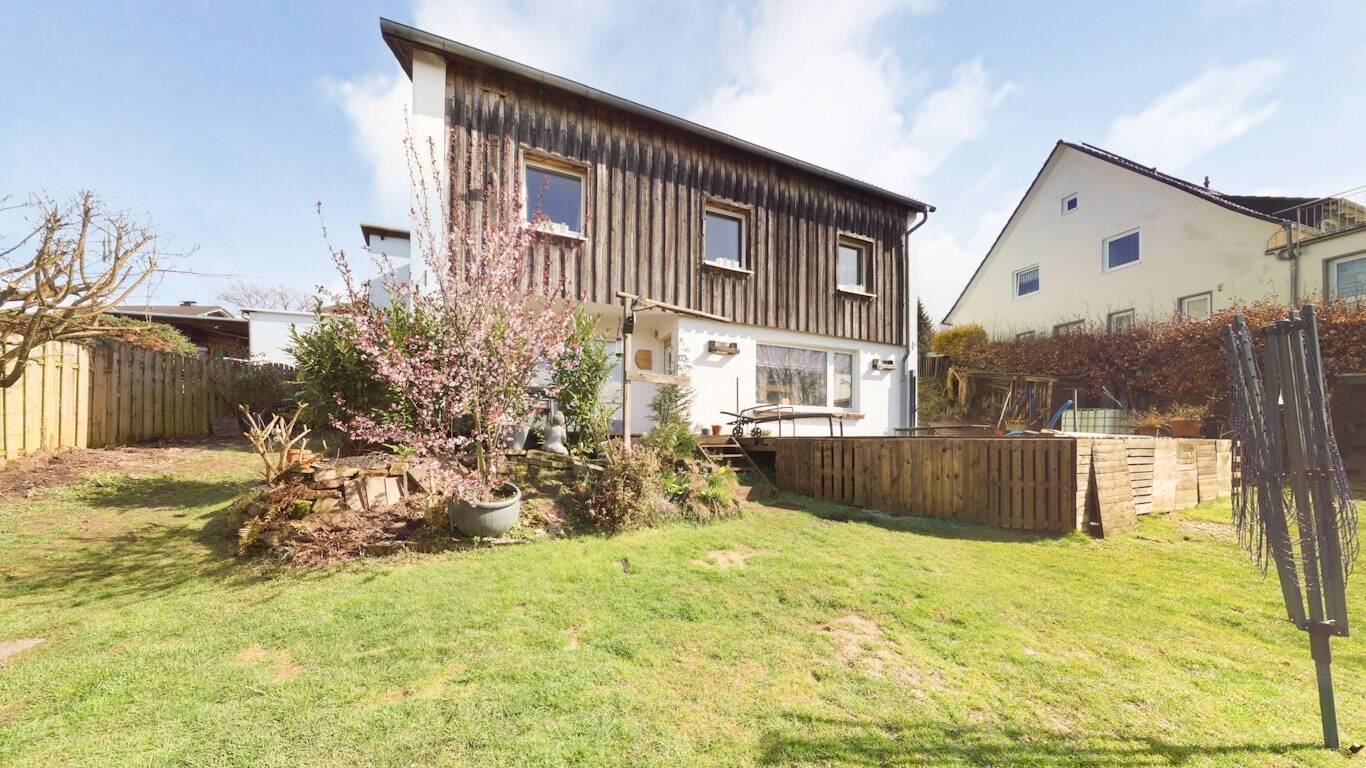 Thumbnail-Familienfreundliches Zuhause mit Ausblick