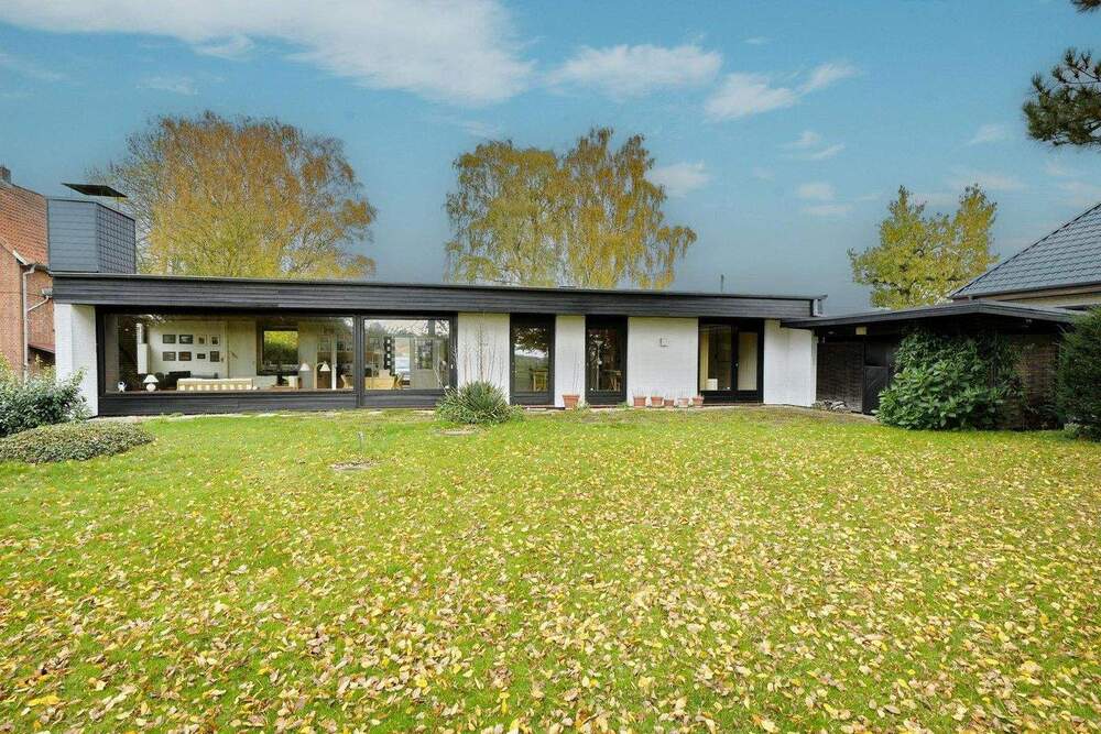 Thumbnail-Einfamilienhaus im Bungalowstil