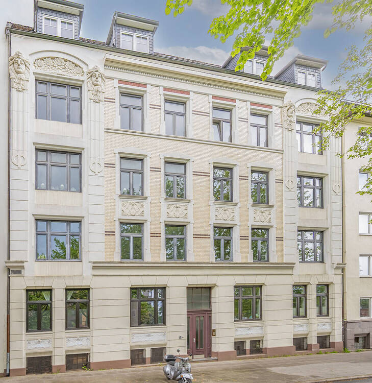 Thumbnail-Historische Fassade trifft Wohngefühl