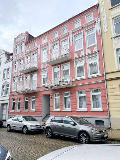 Thumbnail-Eine nette 3 Zimmer Altbauwohnung in guter Lage von HH-Heimfeld