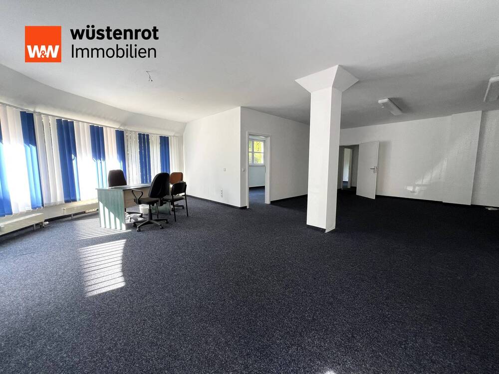 Thumbnail-Attraktive Büro- Ladenfläche mit großer Fensterfront in TOP Lage von Mittweida