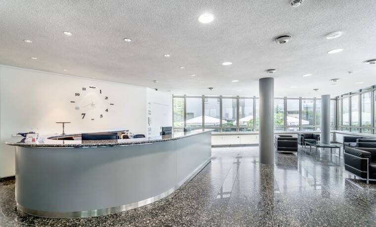Thumbnail-Modernes Büro im Frankfurter Finanzviertel - 247 Zugriff, Top-Ausstattung