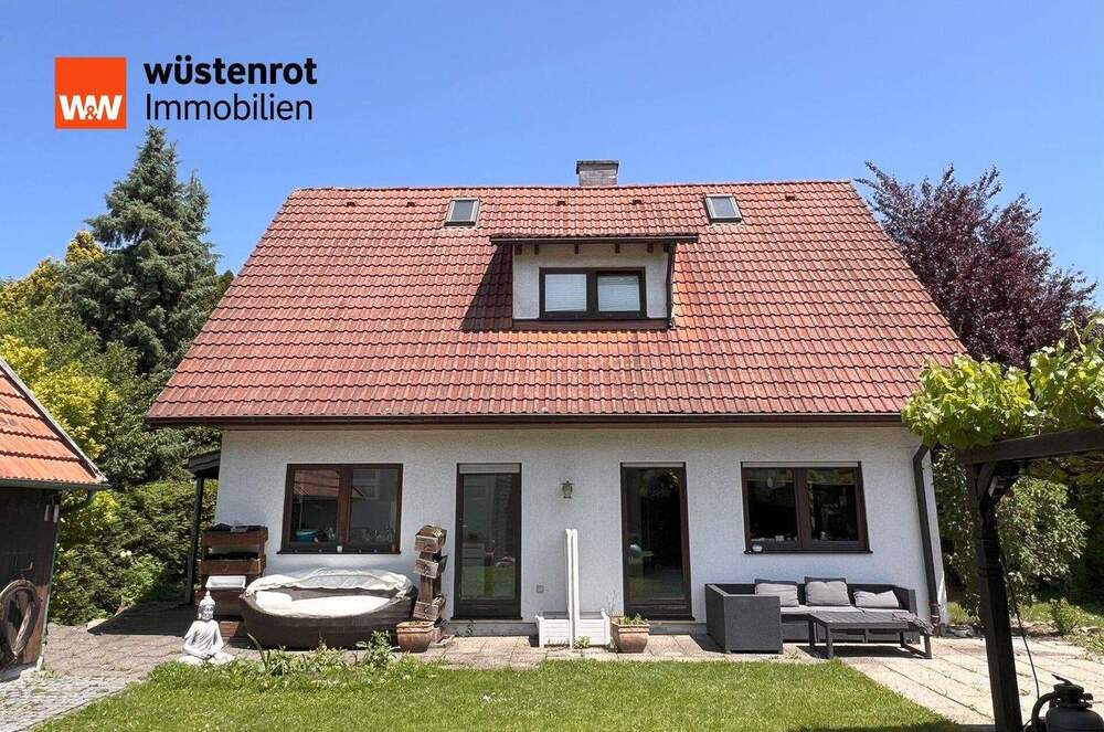 Thumbnail-Einfamilienhaus zum Renovieren in bester Wohnlage