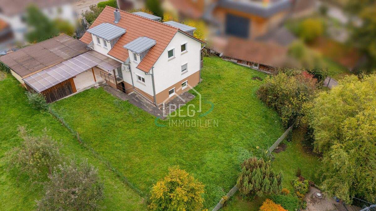 Thumbnail-Modernisiertes Zweifamilienhaus mit großem Garten und flexibler Nutzung
