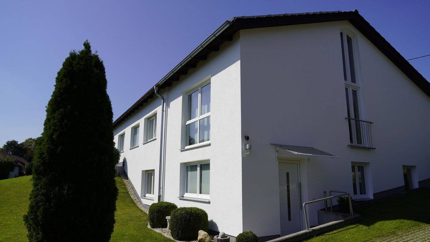 Thumbnail-Haus mit Anbau - Privat und BusinessPraxis vereinen in Reichertshausen- Steinkirchen