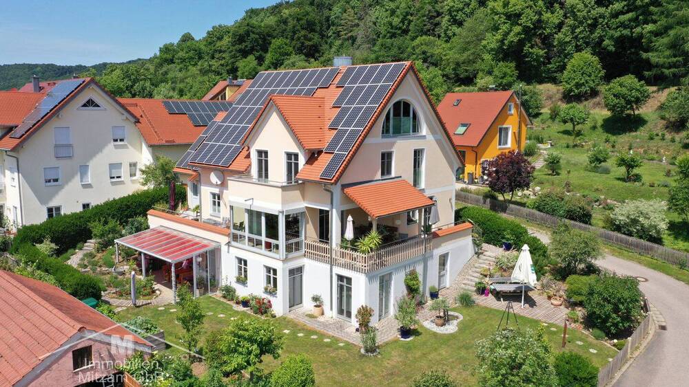 Thumbnail-Außergewöhnliches Wohndomizil mit Einliegerwhg. in sonniger Waldrandlage von Mühlbach, mitten im Altmühltal