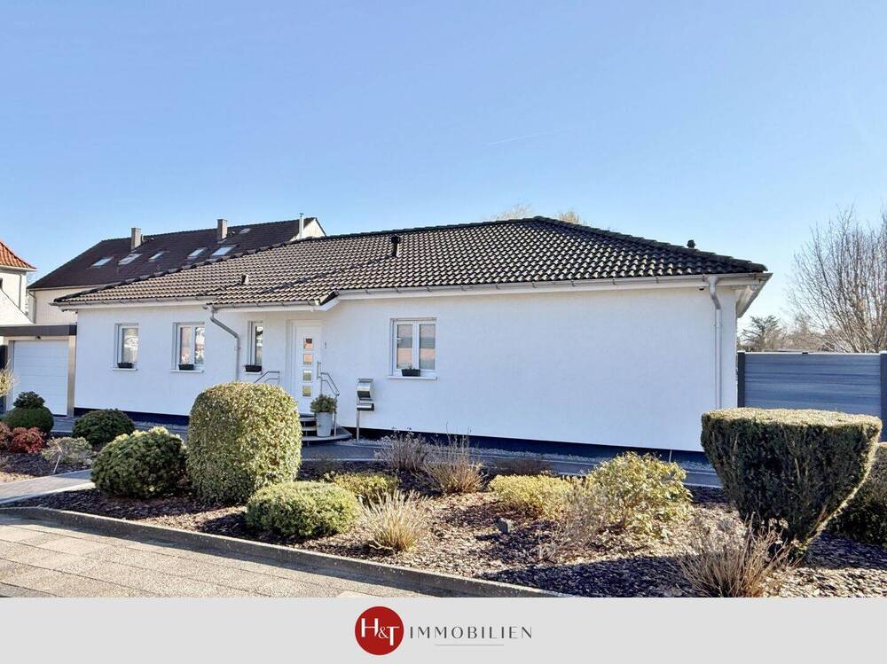 Thumbnail-Geschmackvoller Bungalow mit Garage und moderner Technik!