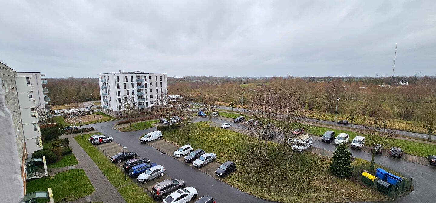Thumbnail-Frisch renovierte 3-Zimmer-Wohnung mit Balkon im DG - ruhige Lage in Rostock-Toitenwinkel