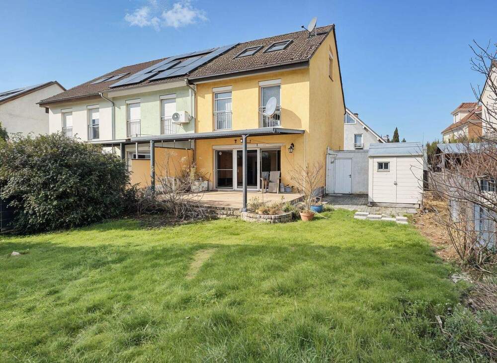 Thumbnail-Attraktives, bezugsfreies Reihenendhaus in Altlußheim mit Garten u. Garage - Erbpacht