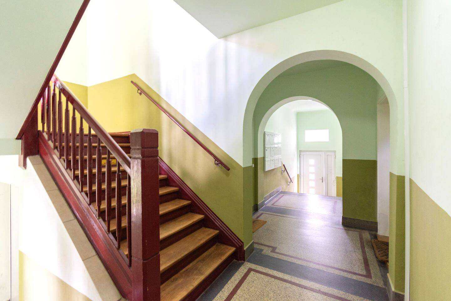 Thumbnail-HELLER RÜCKZUGSORT UNTERM DACH Funktionale 3-Raum-Wohnung mit Loggia und Tageslichtbad